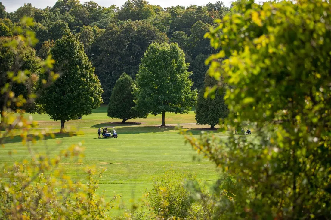 Aerial of Drumlins Golf Course.